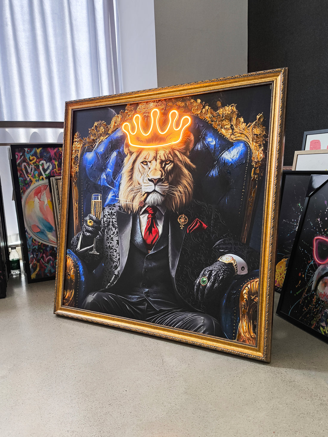 Majestic Lion King LED Wall Art – Gold Crown Canvas (100x100cm)