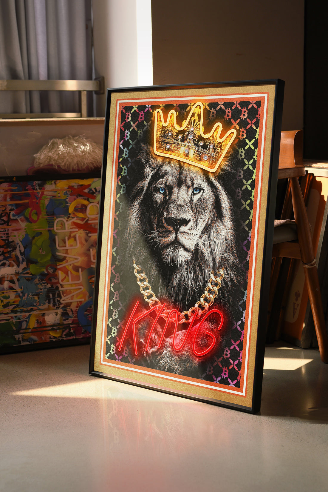 King Lion LED Wall Art – Neon Bitcoin Crown Canvas (61.6x91.6cm)